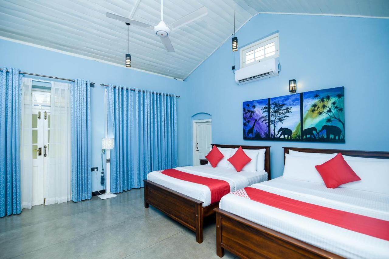 Man Mountain Villa Matale Exterior foto